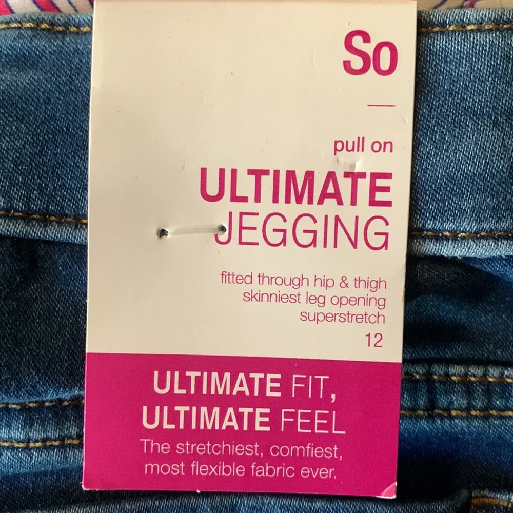 Jeans - Picture 5 of 6